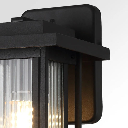 Nowoczesna zewnętrzna latarnia ścienna – czarna